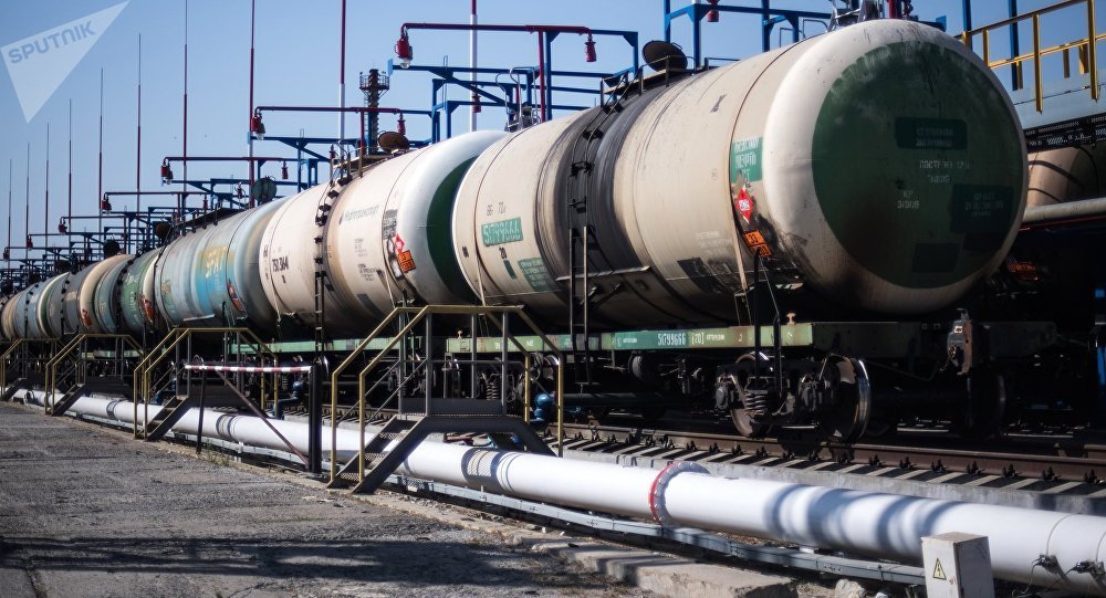Россия намерена ограничить поставки нефти в Беларусь — Reuters