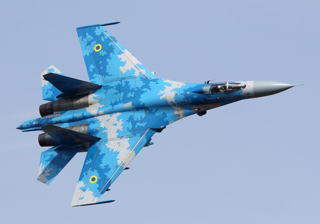 Во время учебно-боевого полета упал самолет Су-27, оба пилота погибли — Генштаб ВСУ