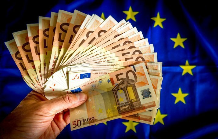 Еврокомисия выделила Украине 500 миллионов евро транша макрофинансовой помощи