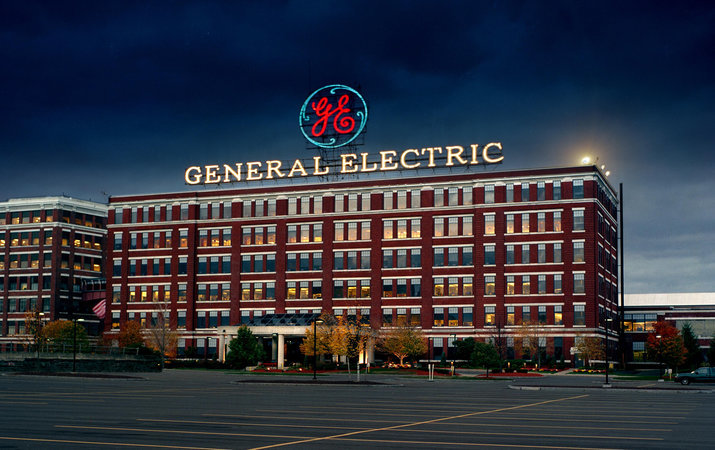 General Electric продает осветительный бизнес
