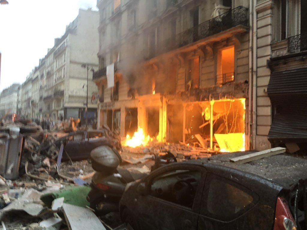 В центре Парижа прогремел взрыв