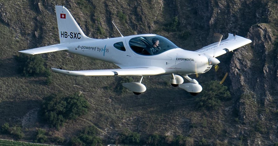 Электрический самолёт прошёл испытания в Швейцарии